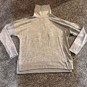 Abercrombie Soft AF turtleneck sweater size XL
